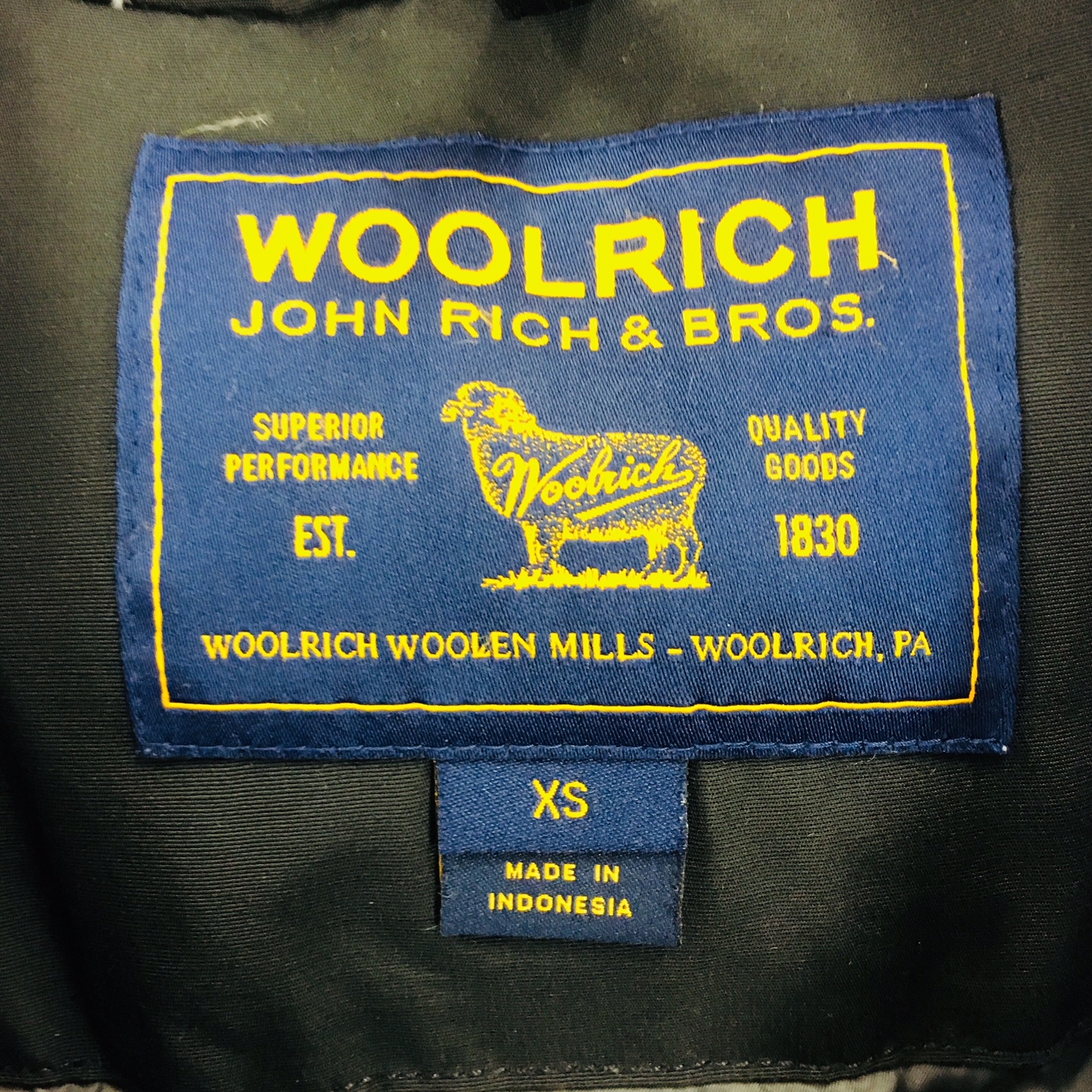 WOOLRICH ウールリッチのダウン