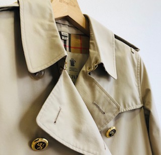 バーバリー(BURBERRY)トレンチコートなどの裾汚れ、染み抜きはニックの 